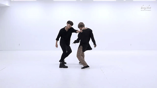 DNA-Dance-Jungkook-and-V.gif
